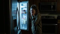 Jak rychle odstranit zápach v lednici: 8 kroků, které fungují hned